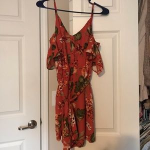 ‼️SOLD‼️ Button Down Tie Front Floral Romper